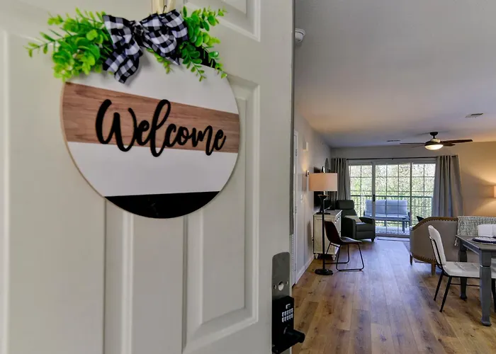Luxurious Condo At Holiday Hills Resort - Beautifully Updated And Affordable - Family Amenities - No Steps