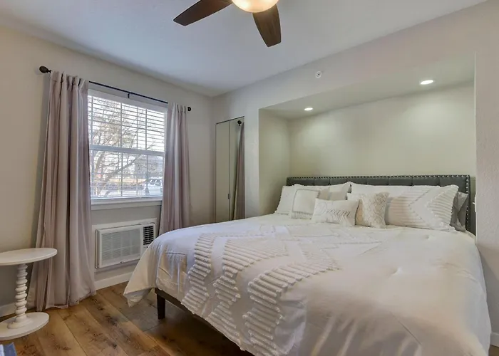 Luxurious Condo At Holiday Hills Resort - Beautifully Updated And Affordable - Family Amenities - No Steps