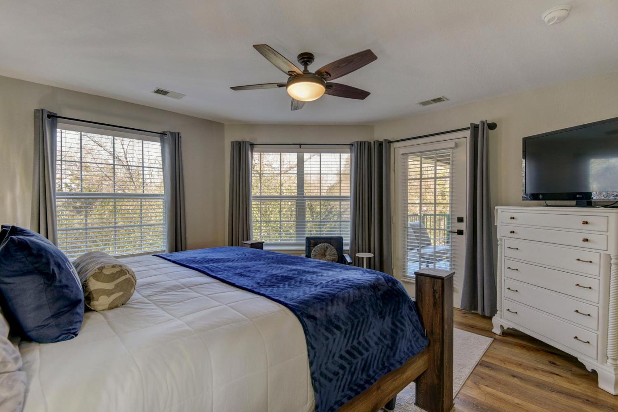 Luxurious At Hills - Beautifully Updated And Affordable - Family Amenities - No Steps Appartement Branson